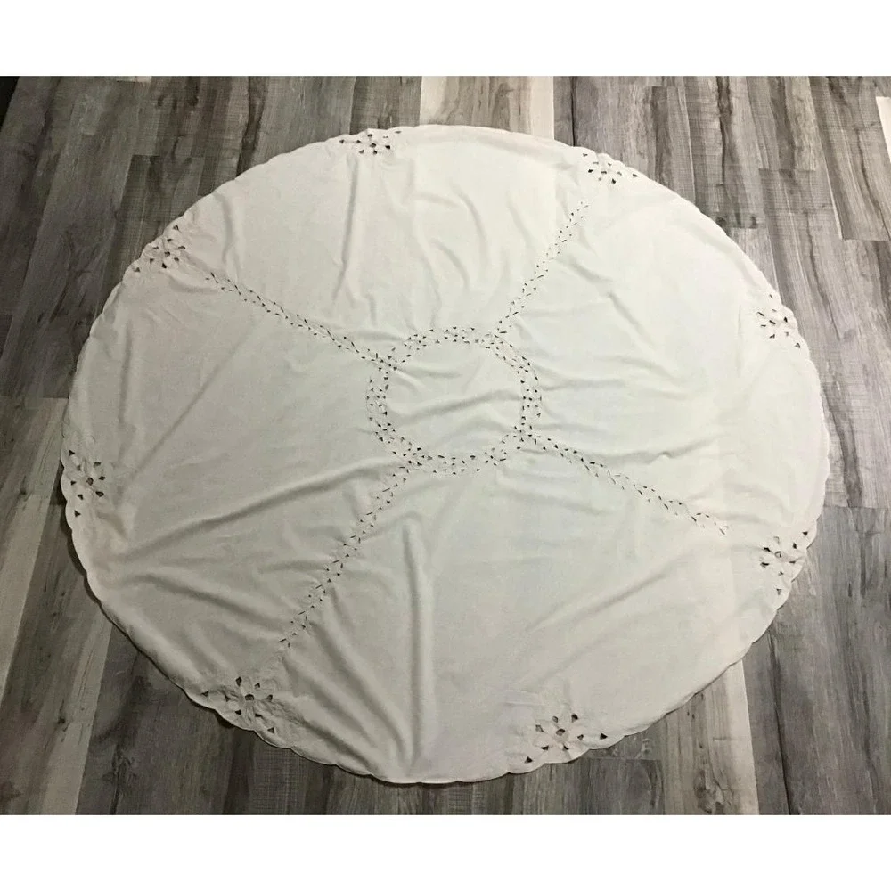 VTG Ivory Round Tablecloth & 8 Napkins Set 64